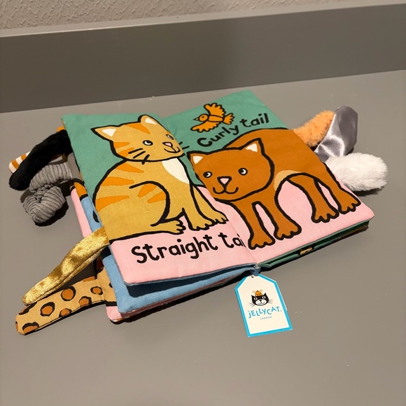 Jellycat London Kitten Tails Crinkle Soft Baby Infant Book Toy Brand New w/ Tags - Picture 5 of 8